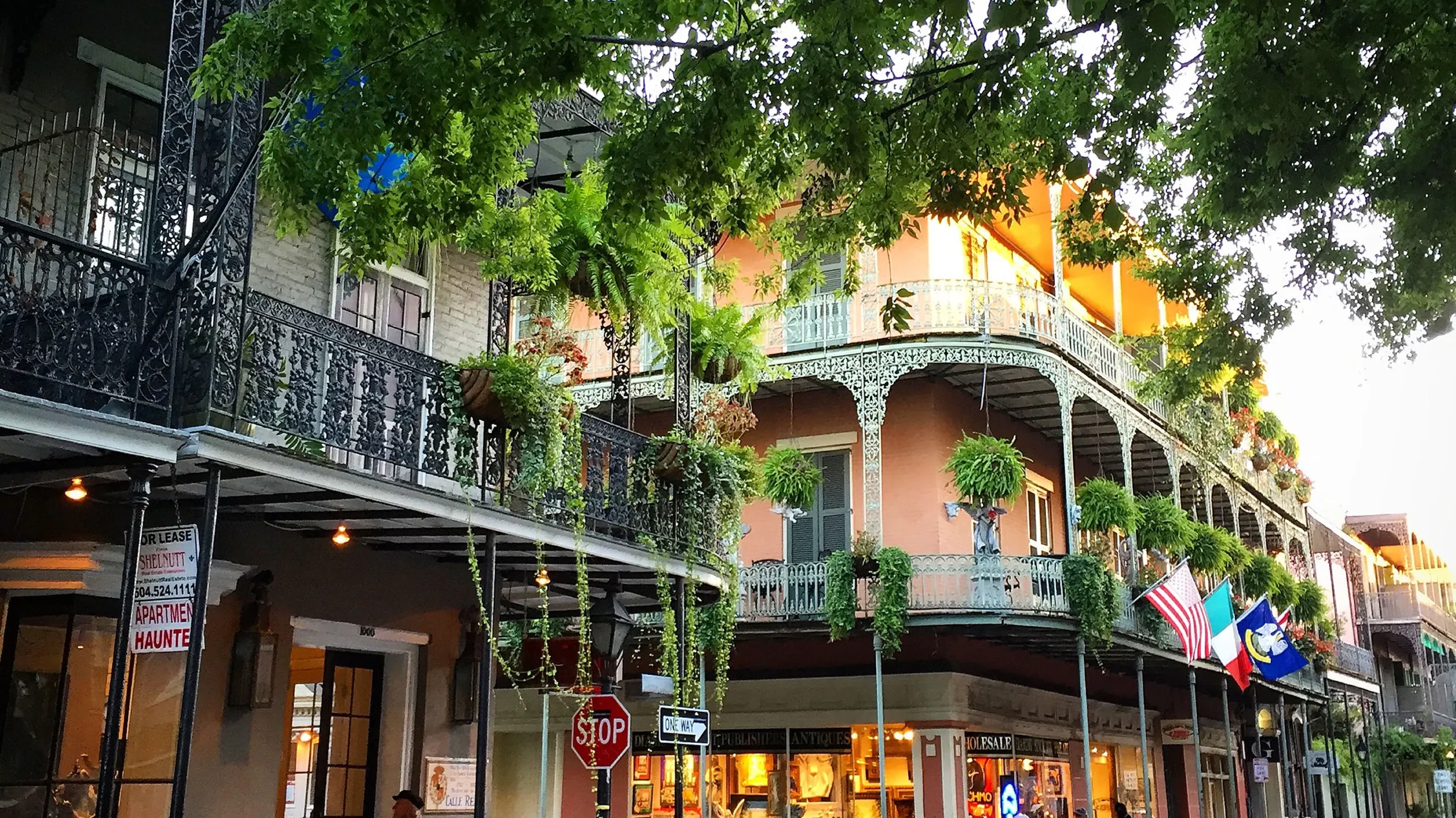 New Orleans wedding venue & Boutique Hotel